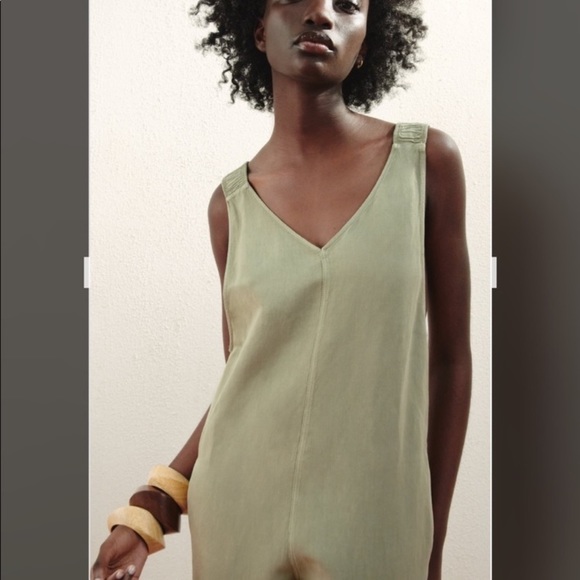 Zara  Linen Sage Green Jumpsuit Bib Overalls - Picture 7 of 15
